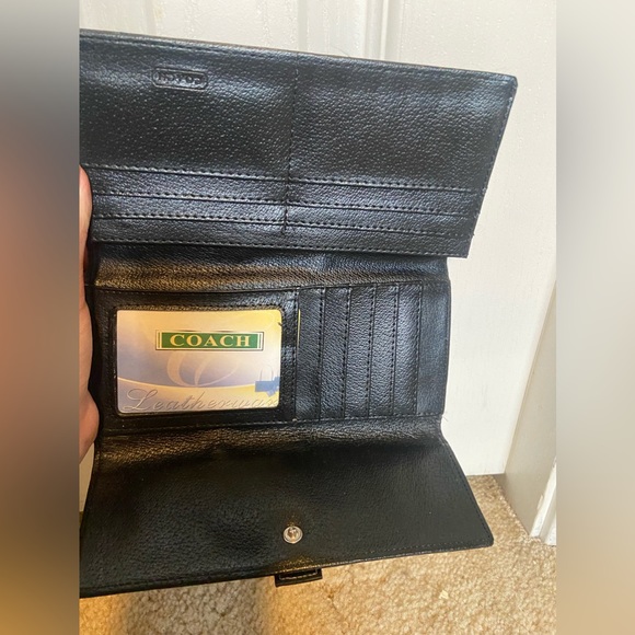 Coach Wallet - Picture 2 of 4